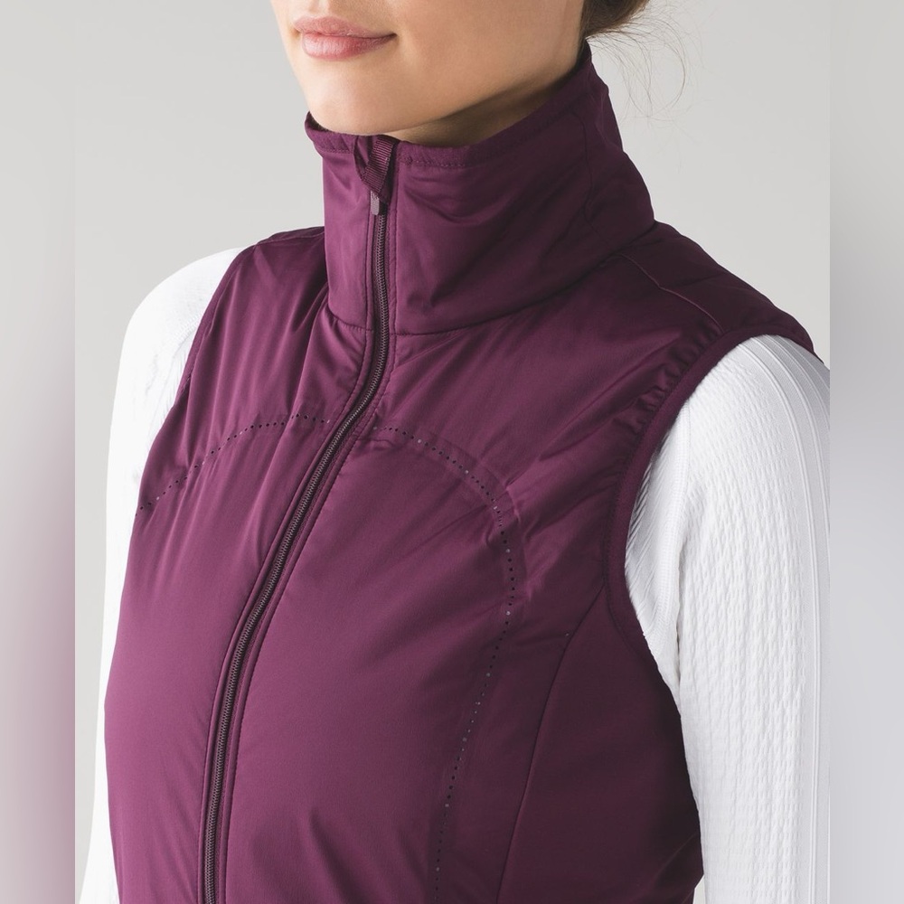 Lululemon Run For Cold Vest Primaloft Plum Size 6